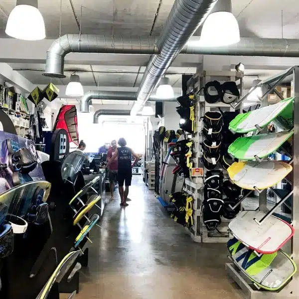 Tienda de kitesurf B3 Proshop en Tarifa