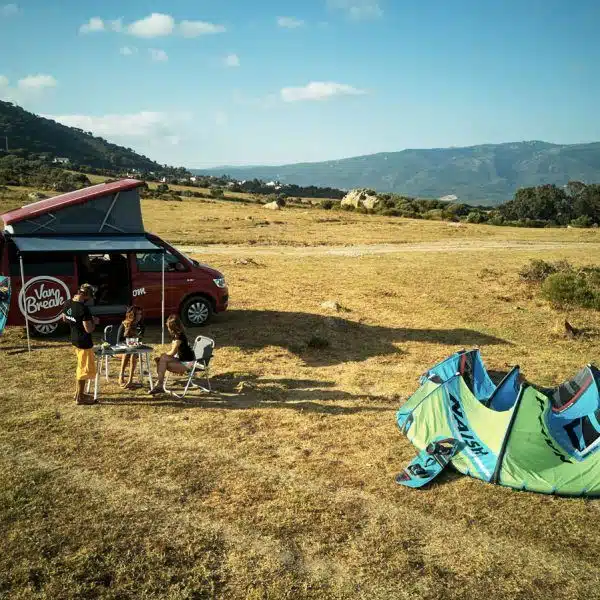 Kite et road trip en camper van, volkswagen T6 en espagne