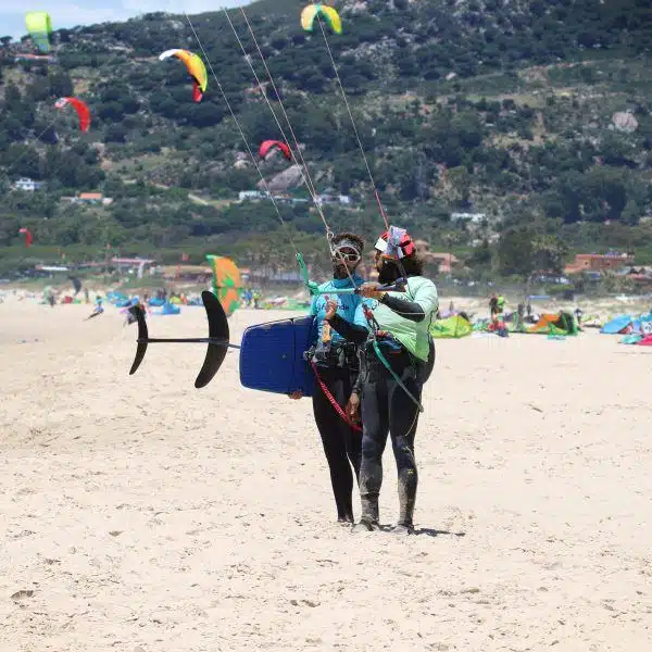 Stage de kite foil, leçon en privé, ketos foil, Naish equipment, Tarifa