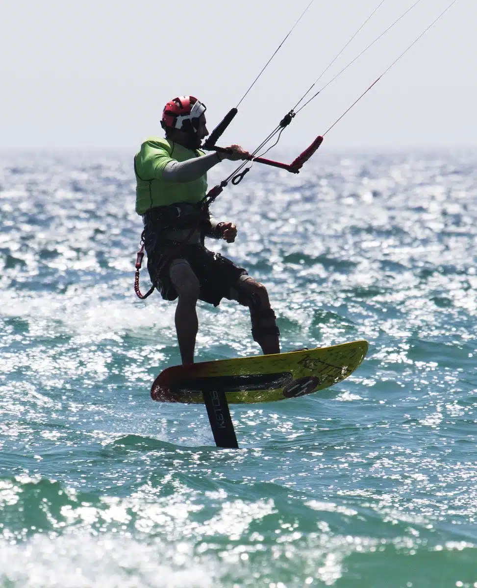 Kitefoiling in Tarifa, Valdevaqueros beach