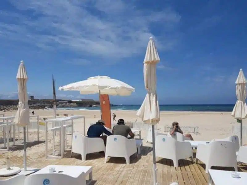 Terrasse, sofa and table to enjoy in Balneario kite spot in Tarifa