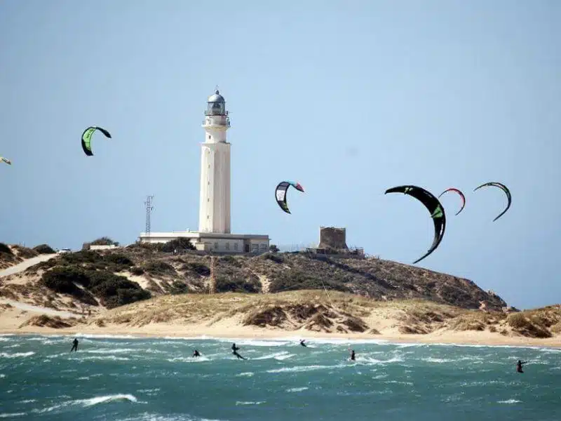 Spot de kitesurf a Canos de Meca avec vagues