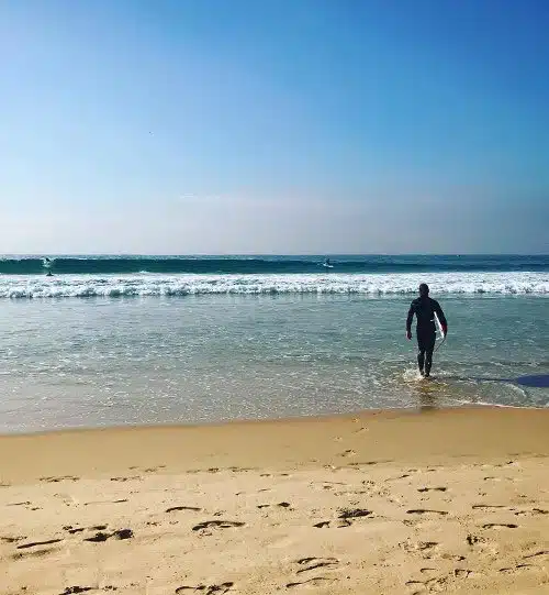 sesión de surf en El Palmar