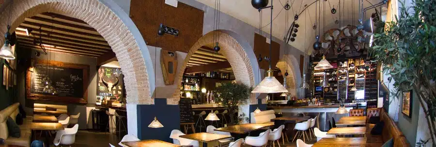 Restaurant Silos 19 in Tarifa with fusion food