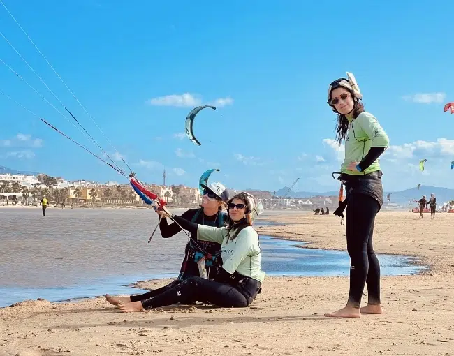 beginner kitesurfing course in Tarifa learn the first step how to master the kite